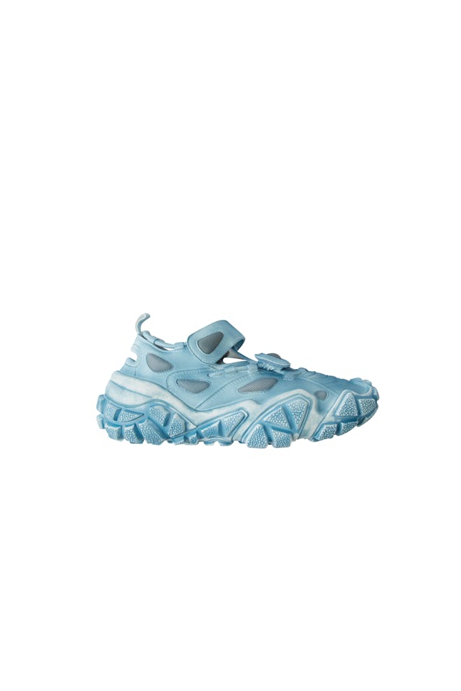 Open velcro sneakers light blue