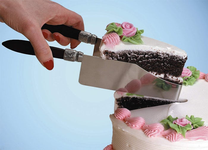 Debbie Meyers 'CakeCutters' Cake Server 