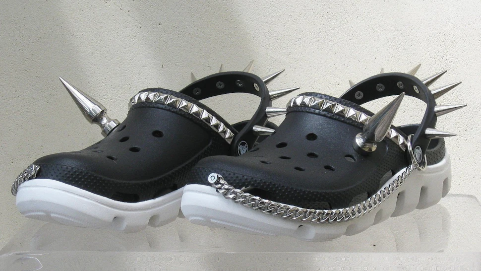 Crocs Rocker Emo Goth Crocs Exist & They'll Bring Out Your Inner Emo Kid