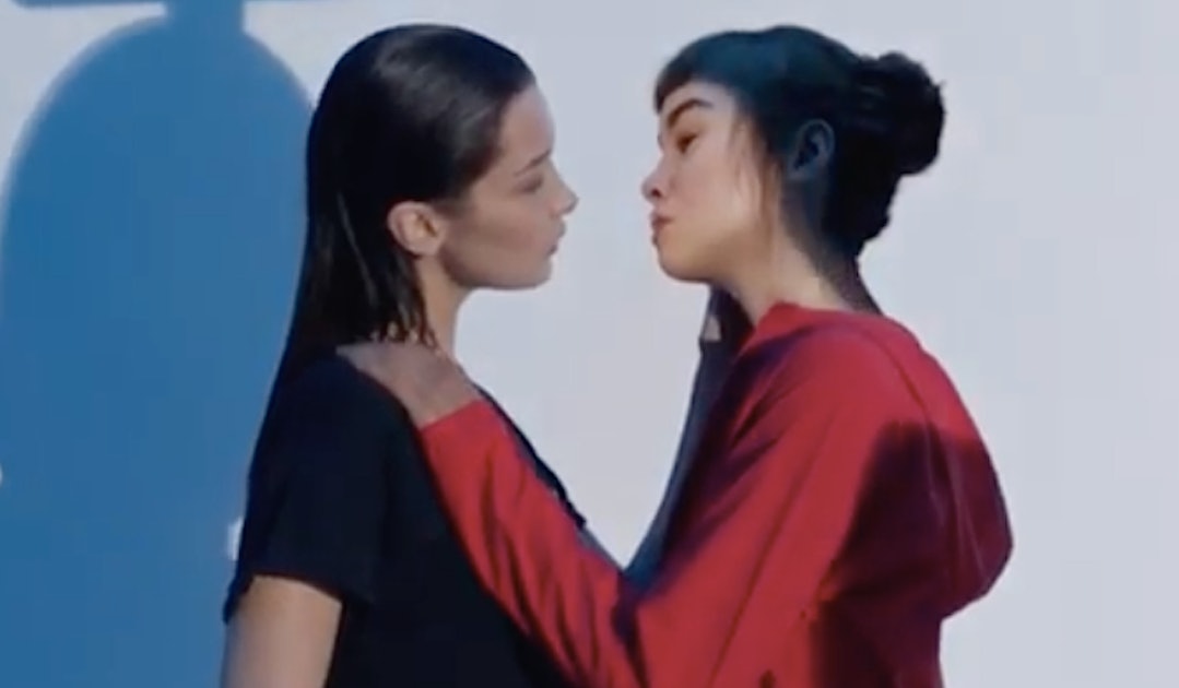 Bella Hadid & Lil Miquela's Kiss In Calvin Klein's Campaign Is Getting  Major Backlash