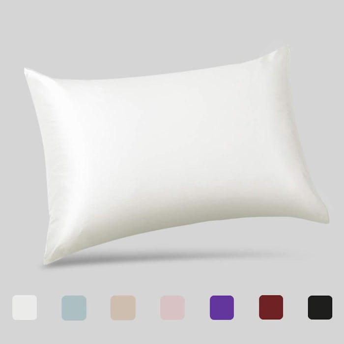 Alaska Bear Natural Silk Pillowcase