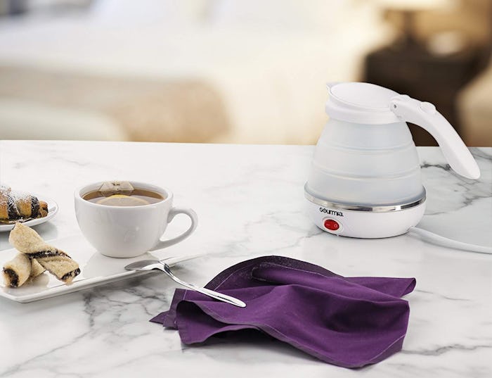 Gourmia Foldable Electric Kettle 