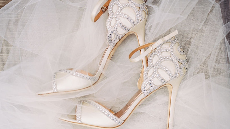 8 Hacks To Make Your Wedding Heels As Comfortable As Possible