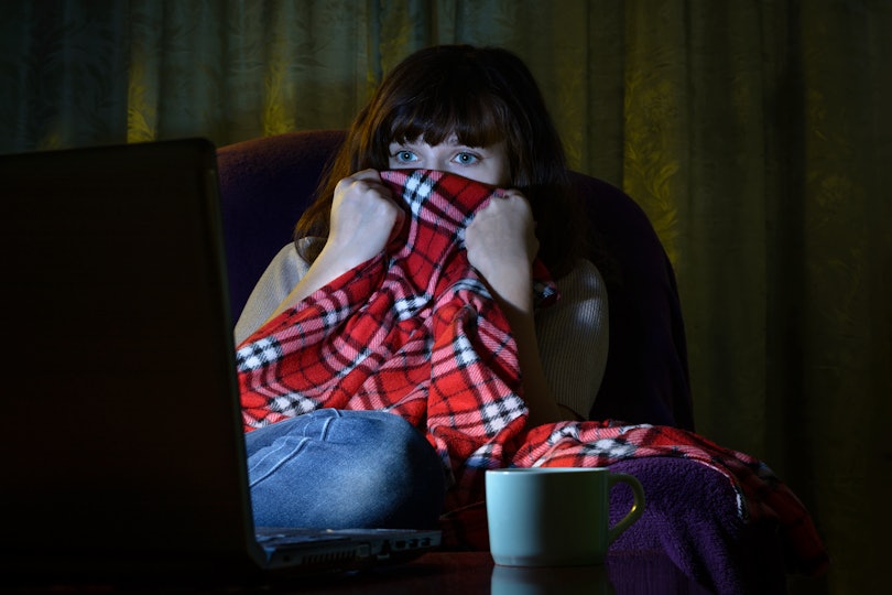 7 Creepy Things That Happen To Your Body When You Watch A Scary Movie 