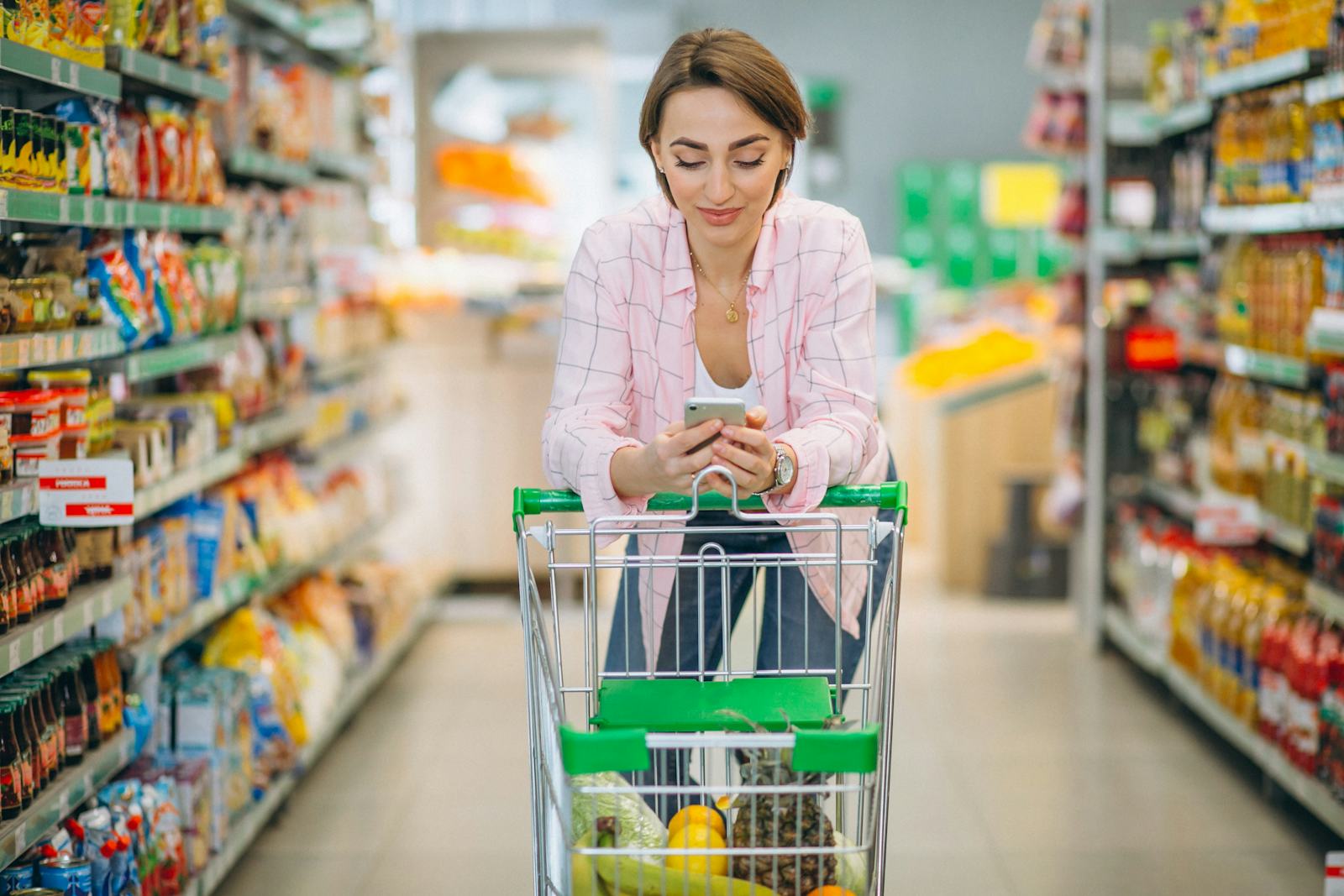 Being On Your Phone At The Supermarket Makes You Spend More, Study Shows