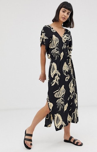 Weekday printed v-neck midi dress with tie waist detail in ink shell print