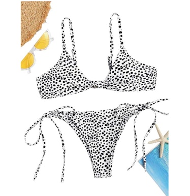 SweatyRocks Women's Twist-Front Bikini Set Swimsuit