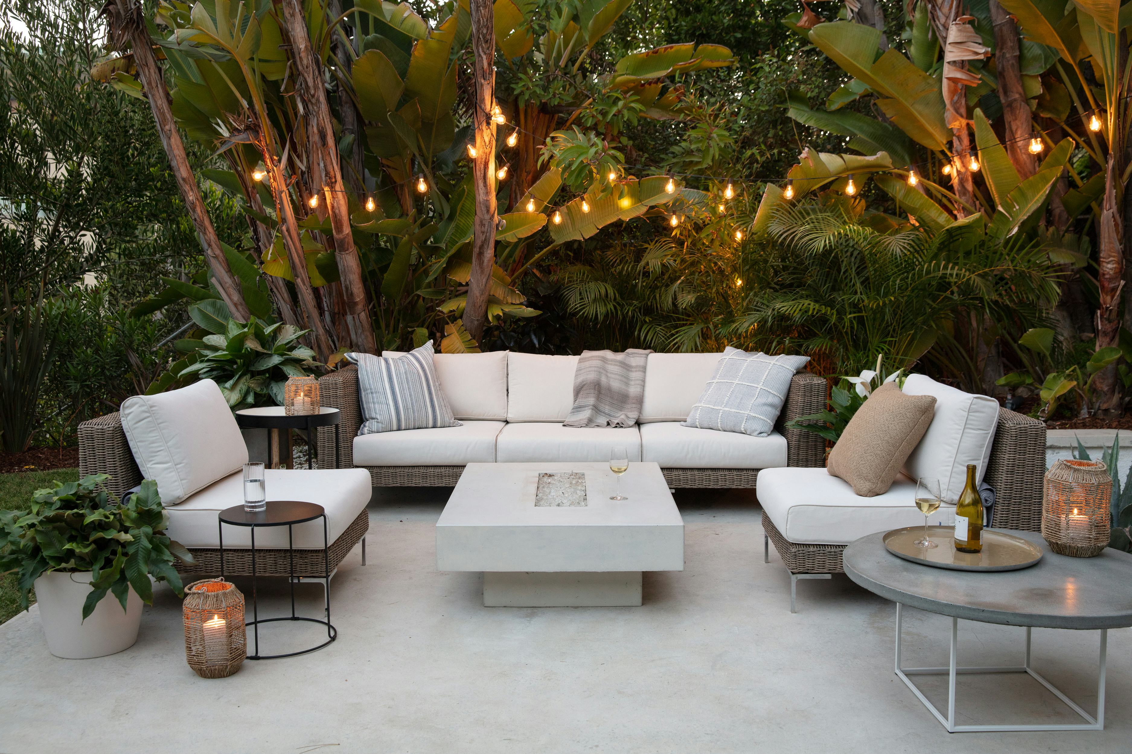 Backyard Decor Ideas That'll Turn Your Outdoor Space Into A Summer Oasis