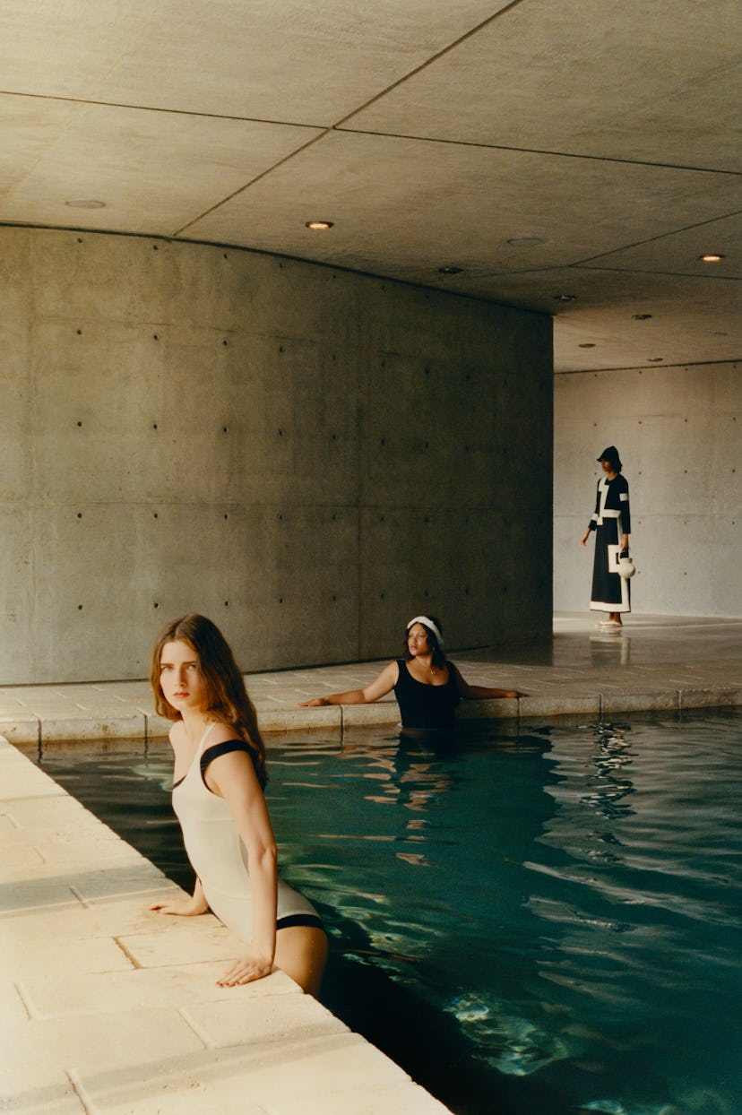 Kristina and Alva in a swimming pool