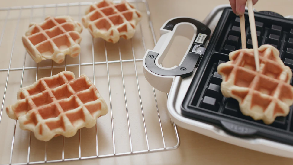 The 4 Best Cheap Waffle Makers