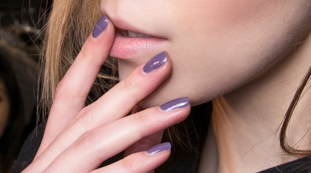 5 Summer 2019 Nail Color Trends That Are Far From White 5 Summer 2019 Nail Color Trends That Are Far From White
