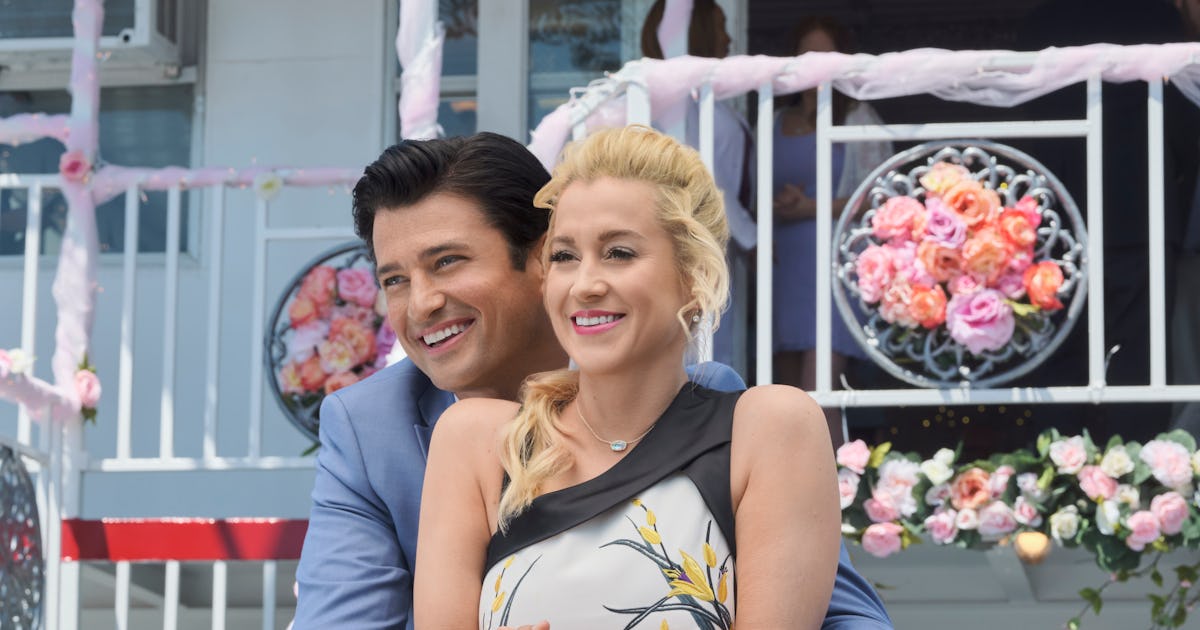 How To Stream Wedding At Graceland Because It S One Hallmark Wedding You Won T Want To Miss How To Stream Wedding At Graceland Because It S One Hallmark Wedding You Won T Want To Miss