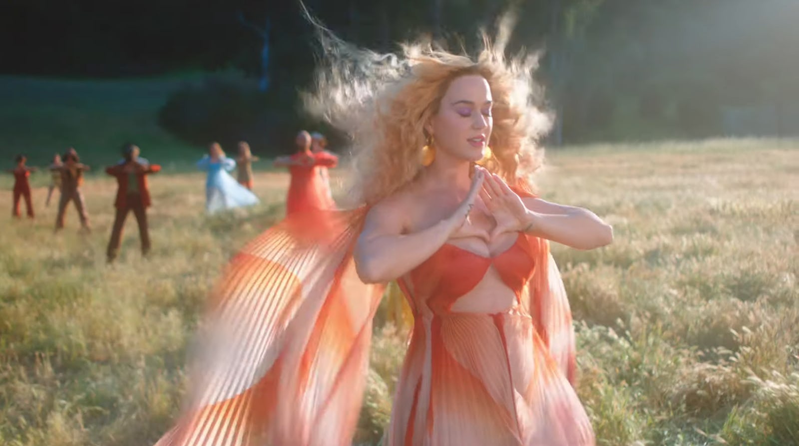 Katy Perrys Never Really Over Music Video Is A Celebration Of Light