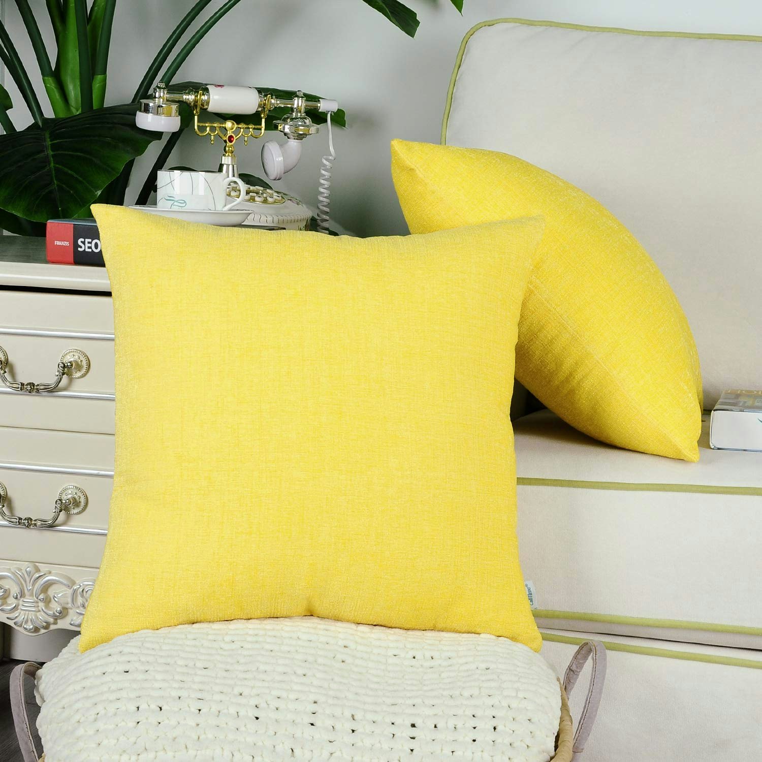 The 10 Best Throw Pillows