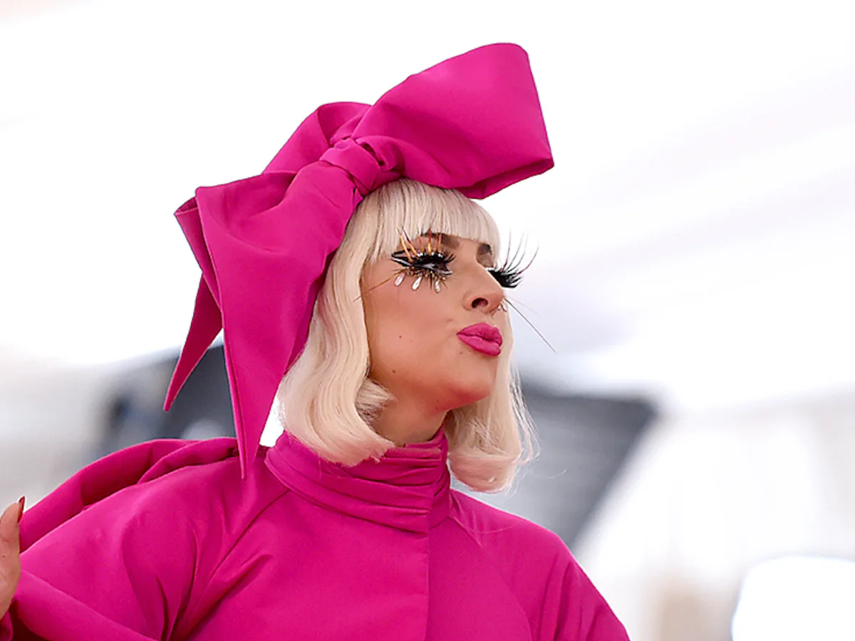 Lady Gaga's 2019 Met Gala Look Featured 3 Dresses In 1, Lingerie, & A Full-On Performance Lady Gaga's 2019 Met Gala Look Featured 3 Dresses In 1, Lingerie, & A Full-On Performance
