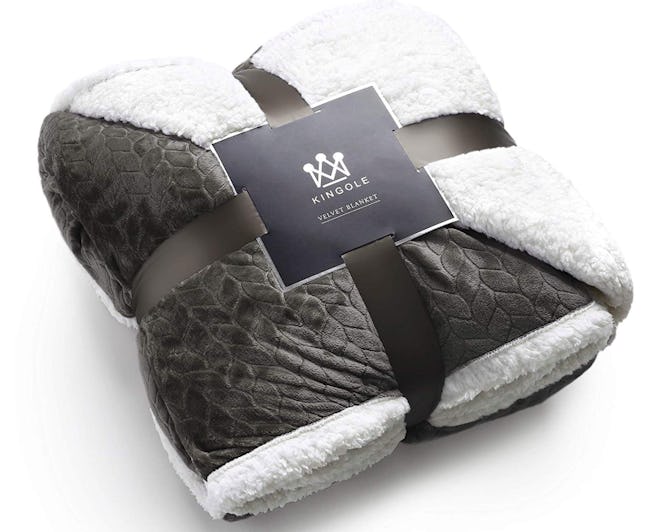 Kingole Luxury Sherpa Blanket, Throw