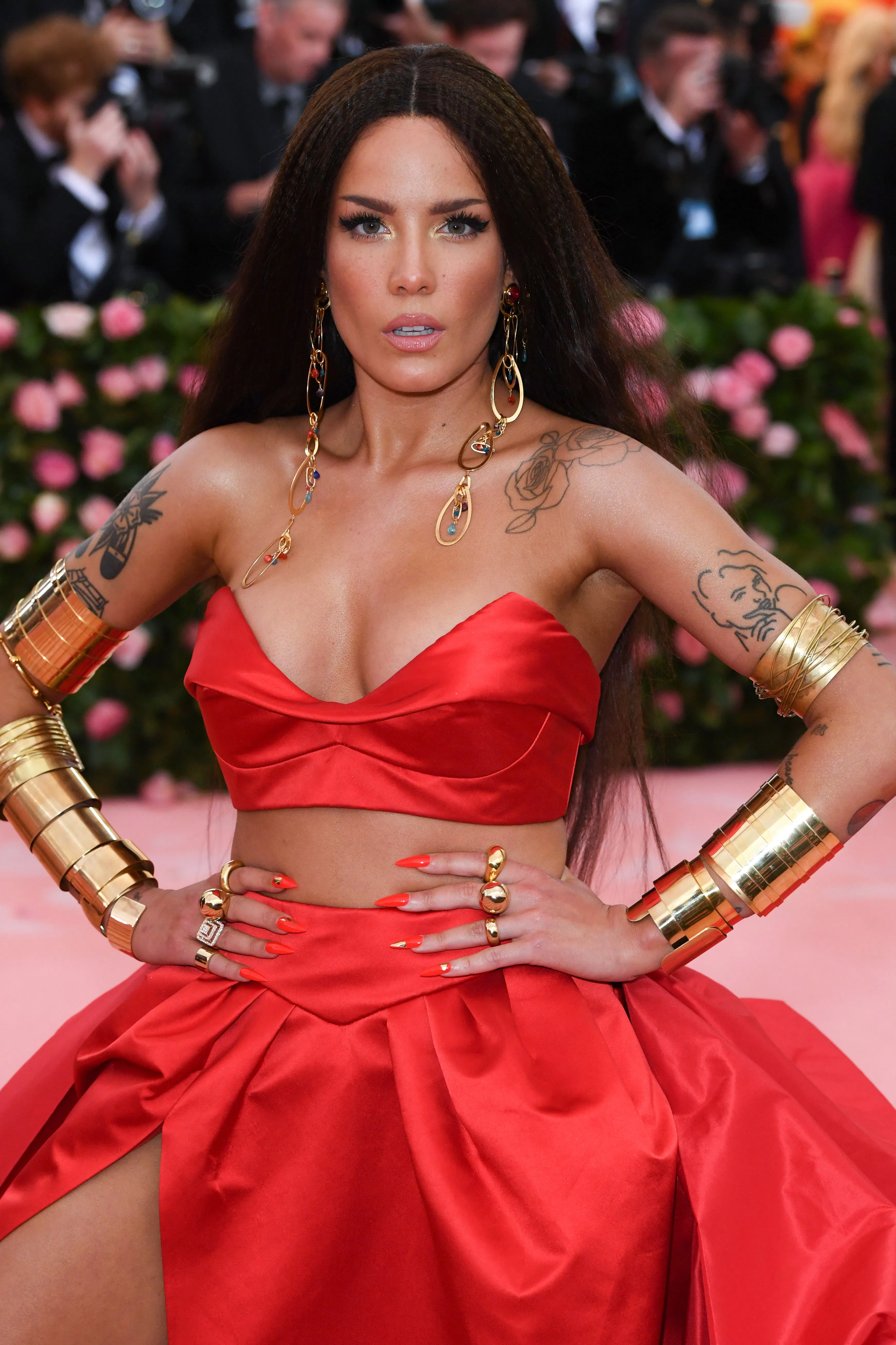 Halsey's 2019 Met Gala Dress Makes Her Look Like The Ultimate Wonder Woman
