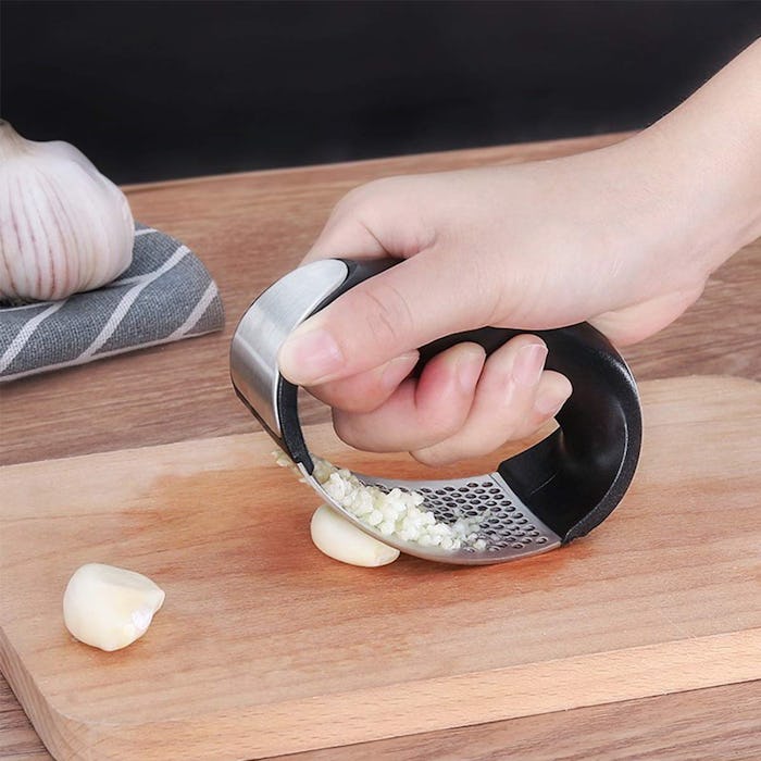 KeeQi Garlic Press Rocker