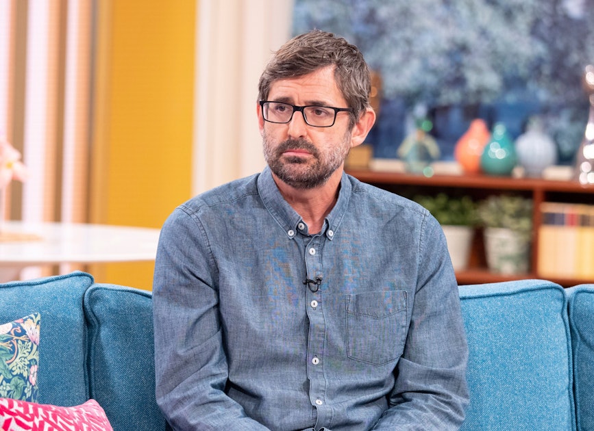 Louis Therouxs Comments About Being A Sex Symbol Are So Louis Theroux