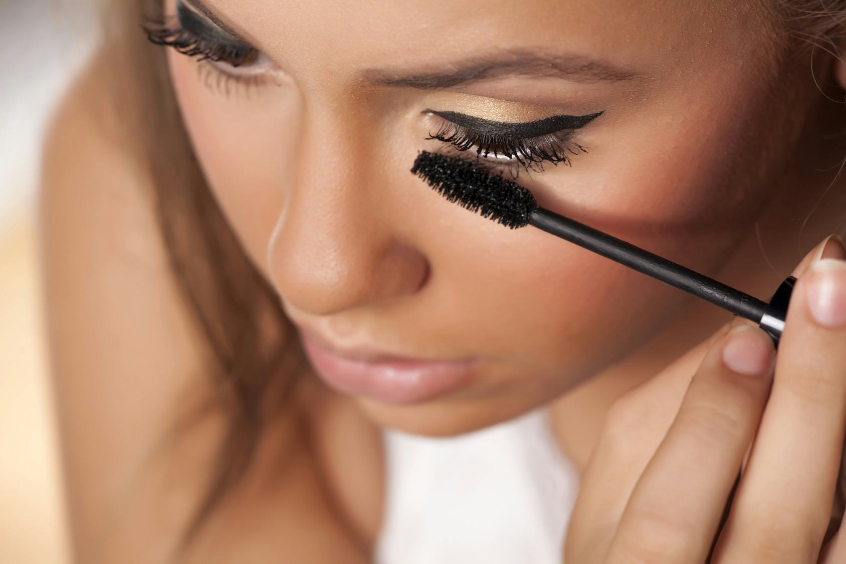 The 5 Best Tubing Mascaras