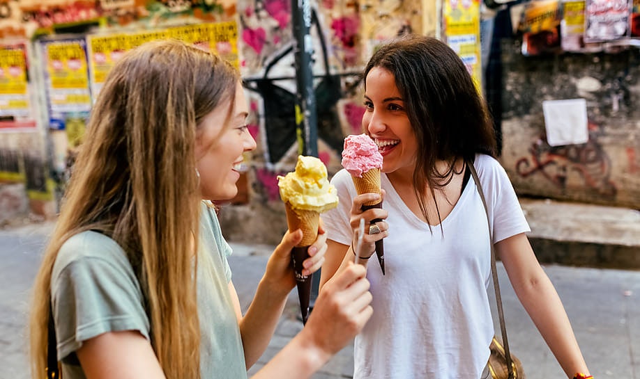 frozen friends ice cream scoop