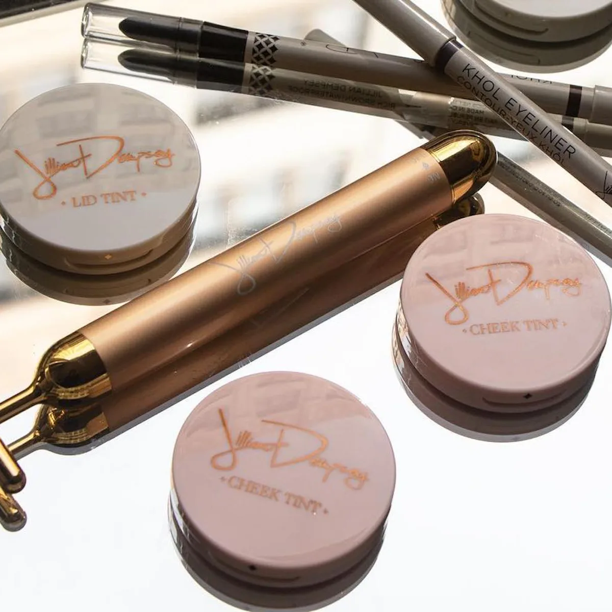 Vibrating Facial Massage Tools Are Effective But Are They Safe? Vibrating Facial Massage Tools Are Effective But Are They Safe?