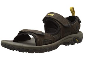 The 6 Best Men's Sandals With Arch Support