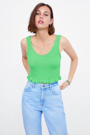 20 Cute Basic Crop Tops To Wear Literally Everywhere This Summer 