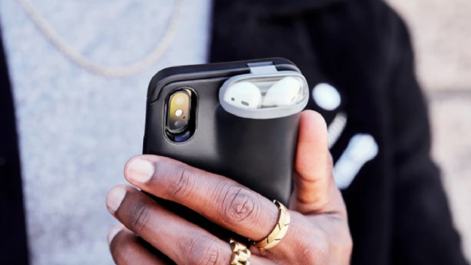 This iPhone & AirPod Charger Lets You Power Up Both Devices At Once