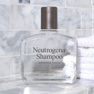 Neutrogena Anti-Residue Shampoo