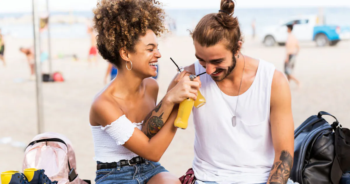 18 Places To Meet People IRL If You'd Prefer A Face-To-Face Meet Cute