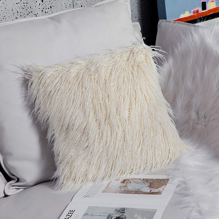 Ojia Magnollian Faux Fur Pillow Cover