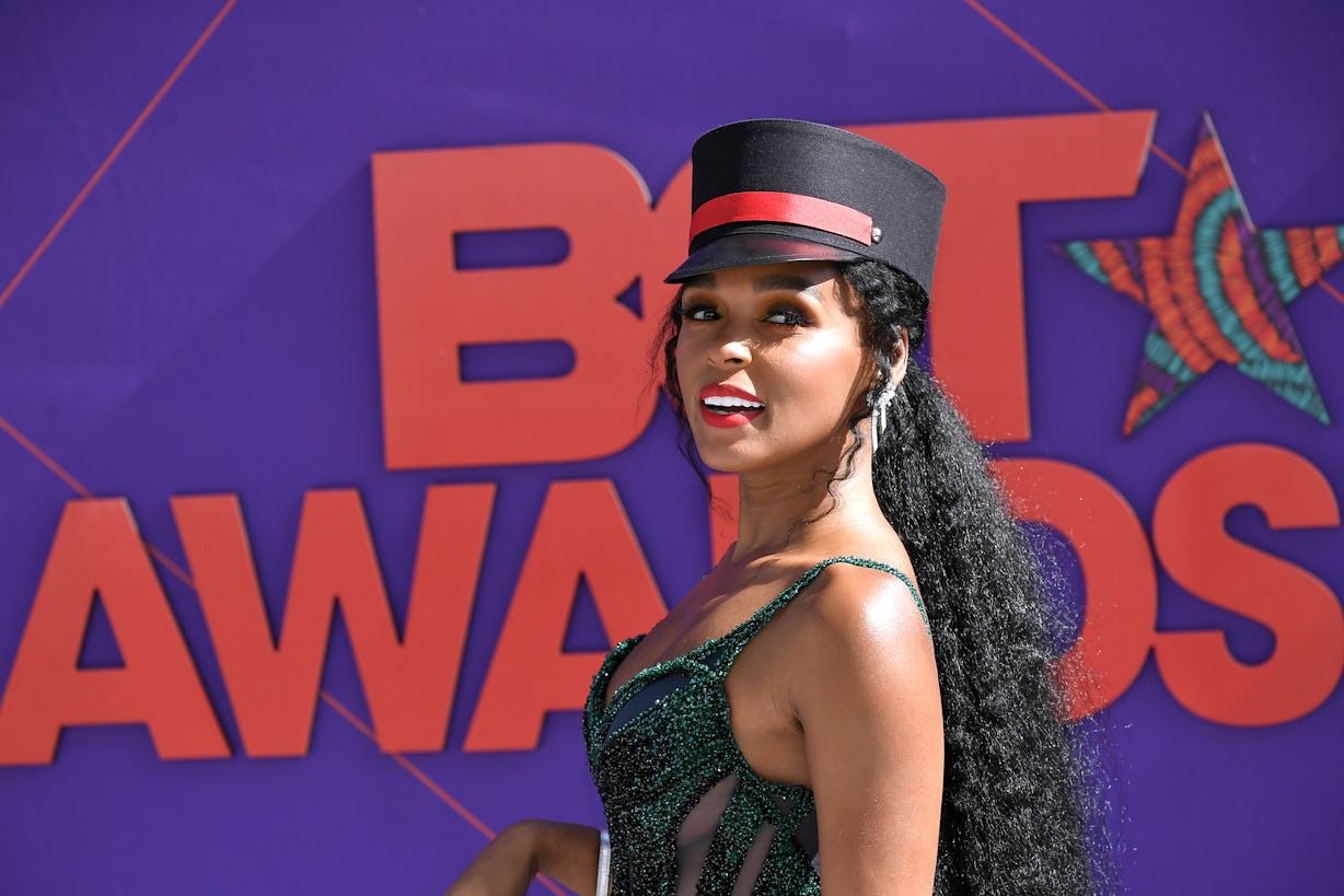 How Can You Watch The BET Awards Red Carpet? Here’s What Time To Tune In