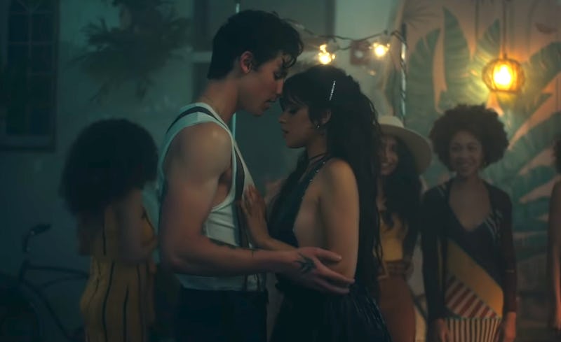 Shawn Mendes Camila Cabello S Senorita Music Video Has Twitter Dying Of Thirst Watch