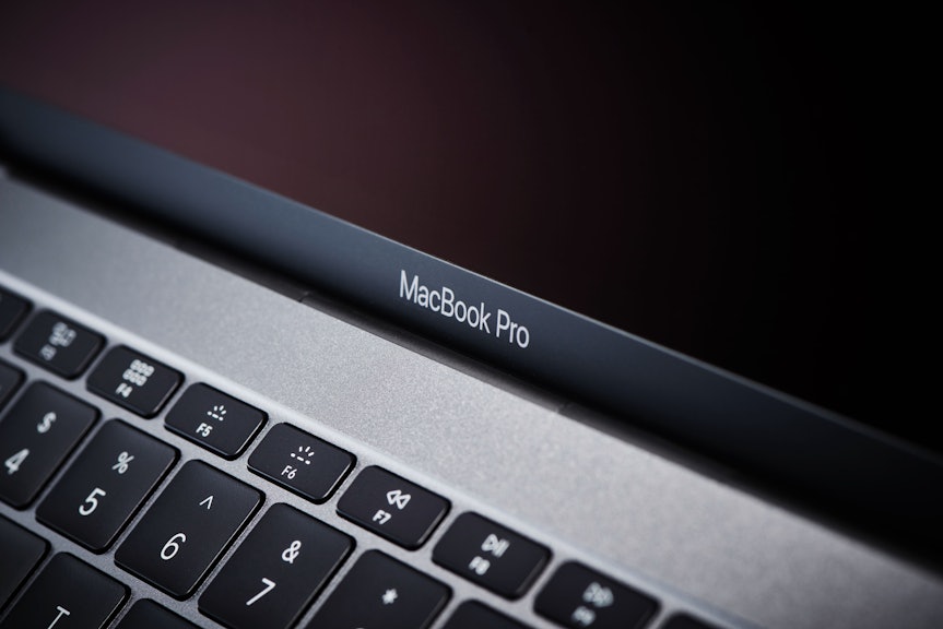 Apple Issues 15 Macbook Pro Recall Warning Some Models Batteries Are A Safety Risk