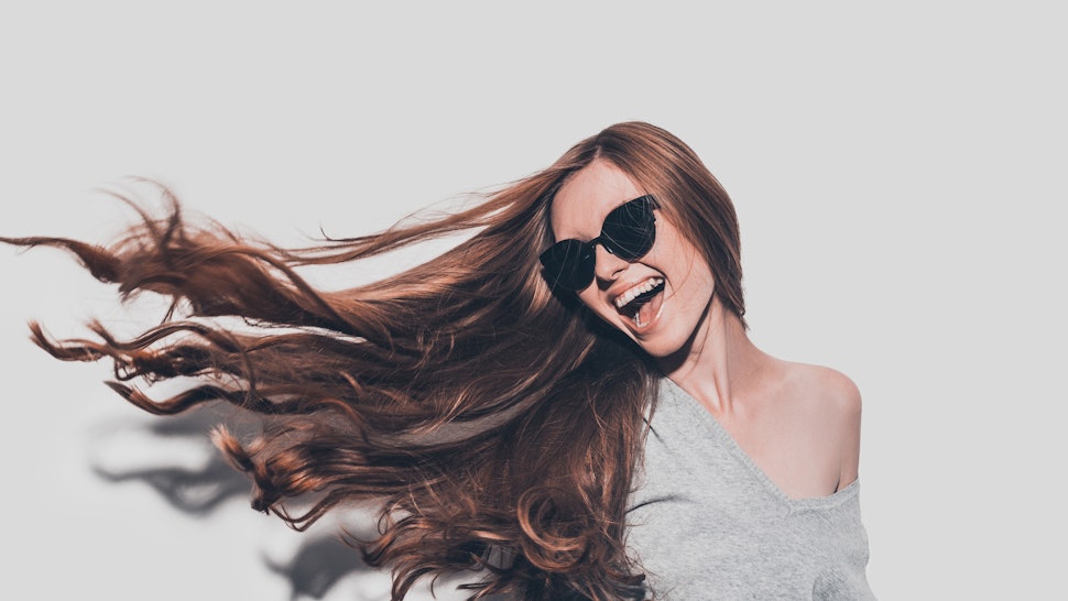 8 Ways To Make Your Hair Less Greasy Because Nobody Wants To