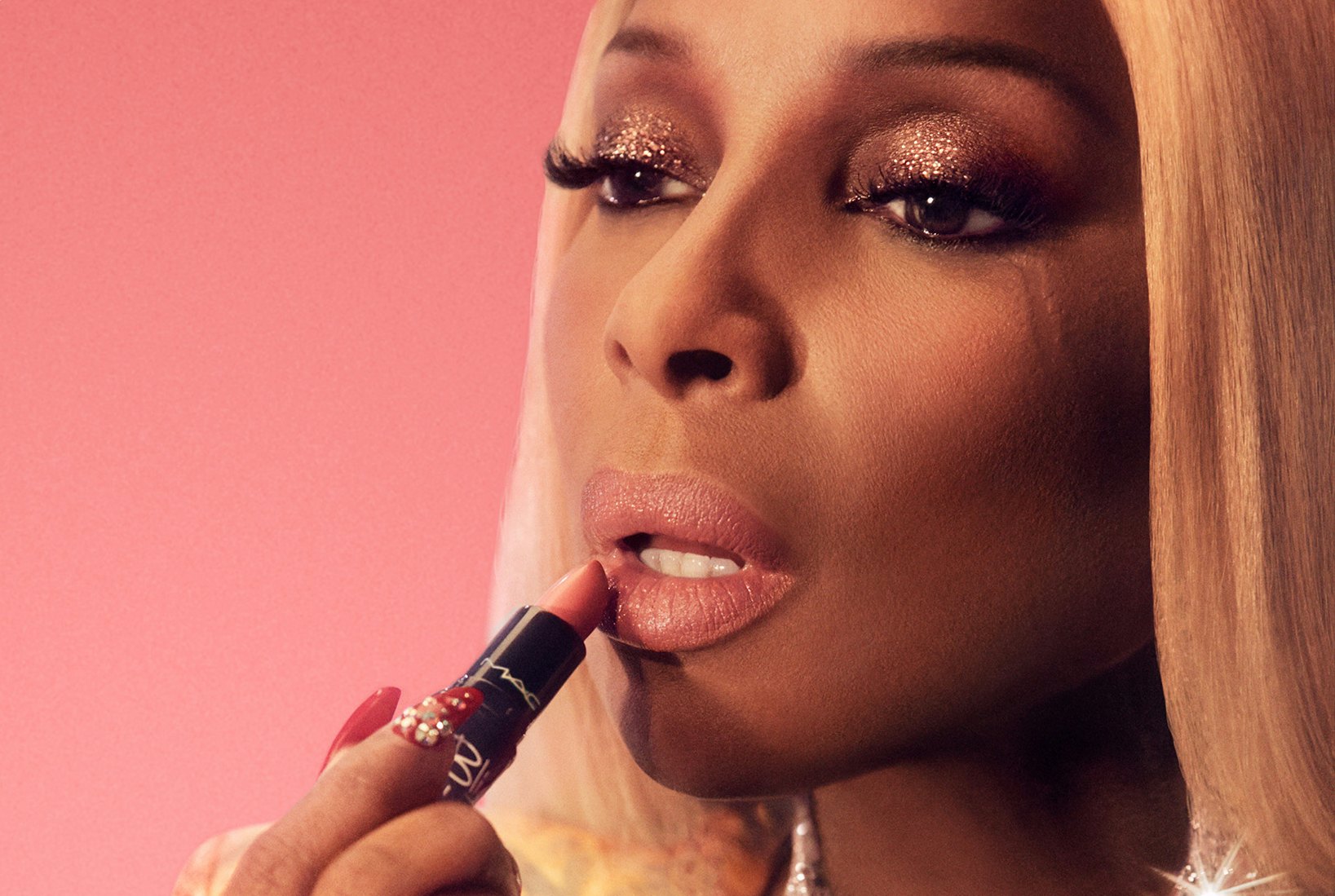 mary j blige mac cosmetics