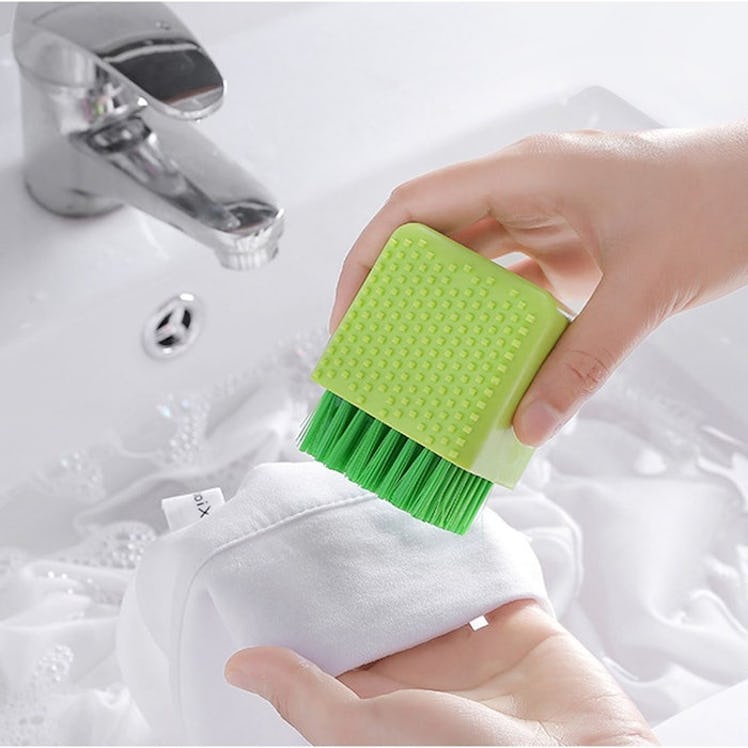 Silicone Laundry Brush (2 Pack)