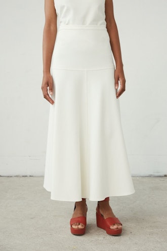 Albi Skirt in Off White Tech Gabardine