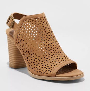Universal Thread Women's Milliana Cut-Out Slingback Pumps