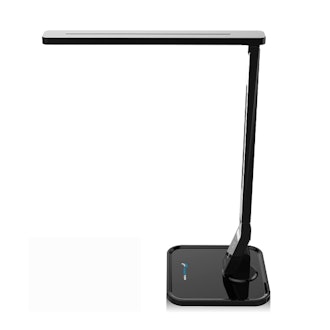 Fugetek LED Desk Lamp