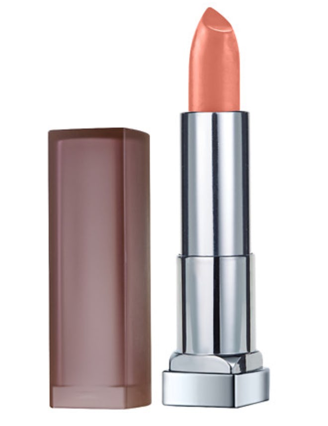 Color Sensational Creamy Matte Lipcolor in “Daringly Nude” 