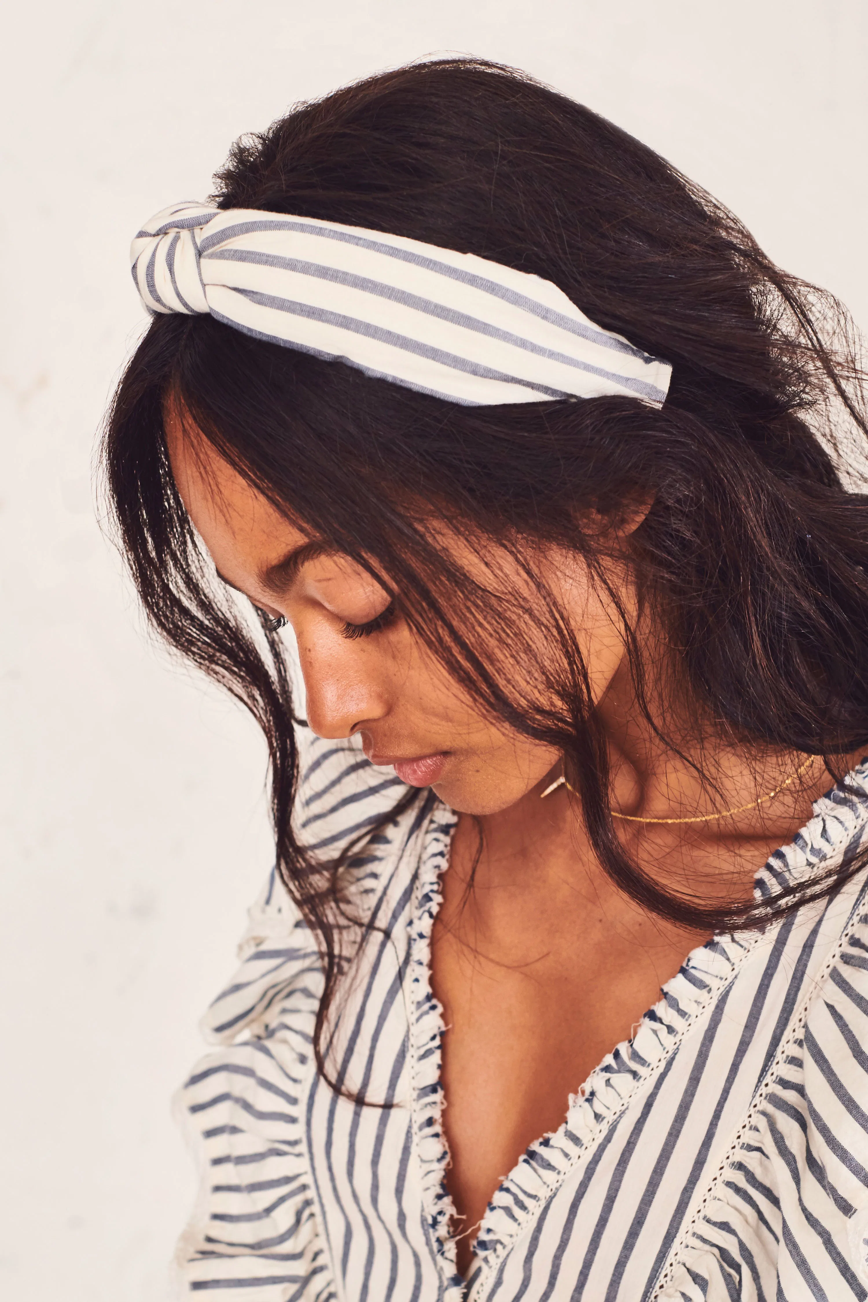 NWOT Lele Sadoughi x Loveshackfancy Blue Noir Lele Sadoughi X Loveshackfancy Blue Noir Headband  main image 4
