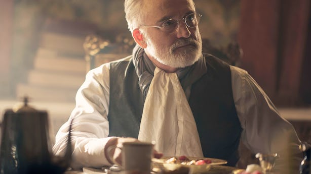 Who Plays Commander Lawrence On 'The Handmaid's Tale ...