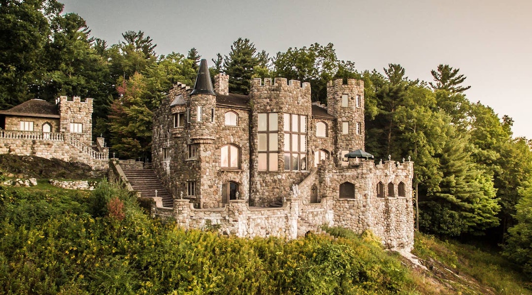 5 Castle Rentals On Airbnb That’ll Give You A Taste Of Royalty
