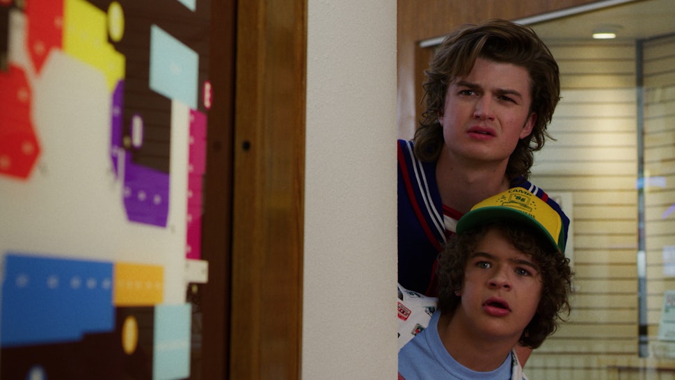 21 Steve Dustin Friendship Moments From Stranger Things That