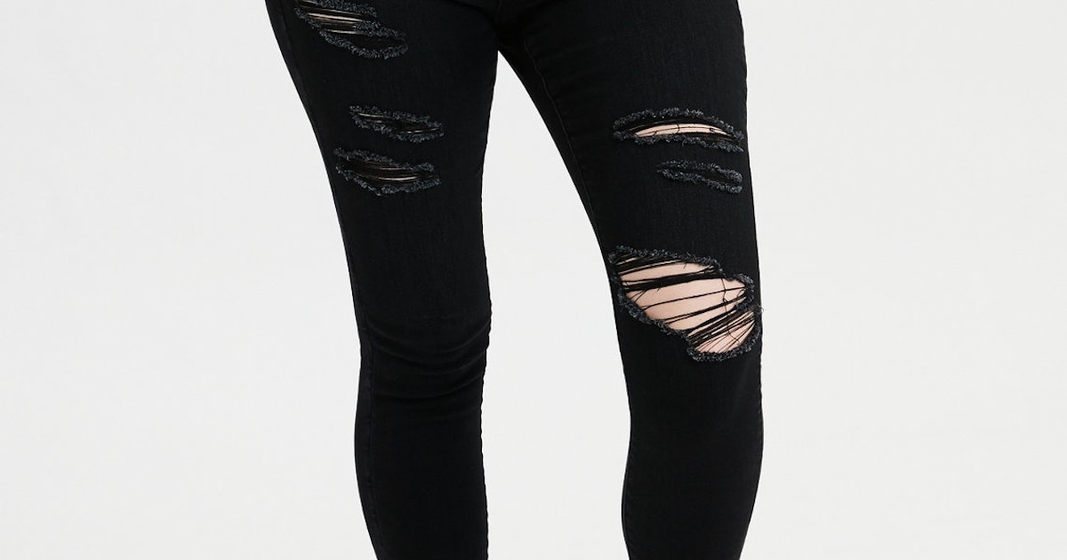 American Eagle S Curvy Jean Line Goes Up To A Size 24 For The