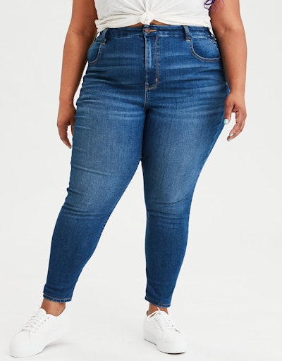 American Eagle's Curvy Jean Line Goes Up To A Size 24 For The First ...