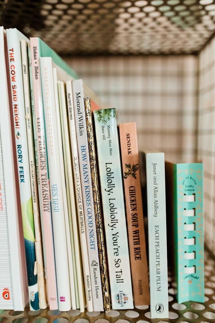 Molly Yeh's baby nursery with children's books ordered by size