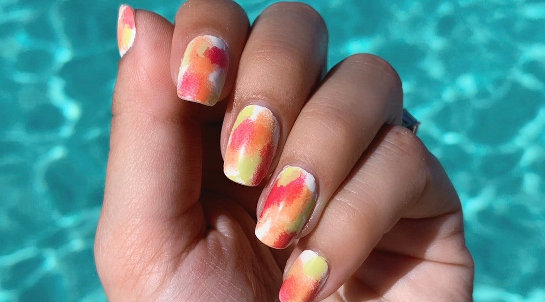 How Tie Dye Nails Became Summer 2019 S Most Popular Trend